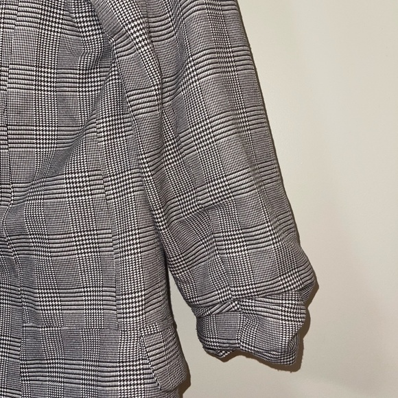 Shawl Collar Pocket Patched Plaid Blazer - Picture 4 of 4